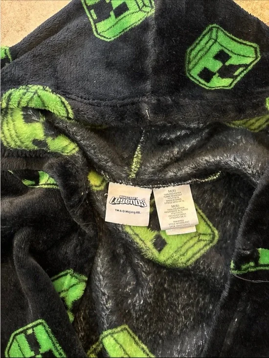 Boys Minecraft Robe - Picture 2 of 2